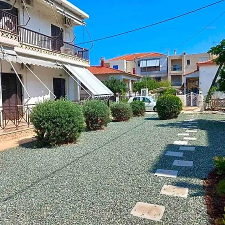 Apolafsi Hotel
